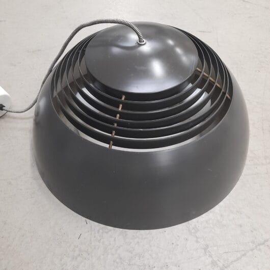 Arne Jacobsen voor Louis Poulsen nr1 kopen bij RataPlan webshop!