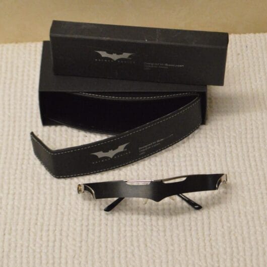 Batman Batarang  zonnenbril kopen bij RataPlan webshop!