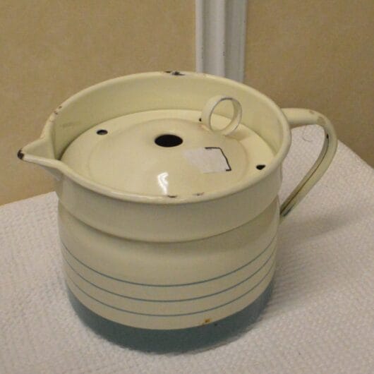 Vintage geemailleerde melkkoker kopen bij RataPlan webshop!