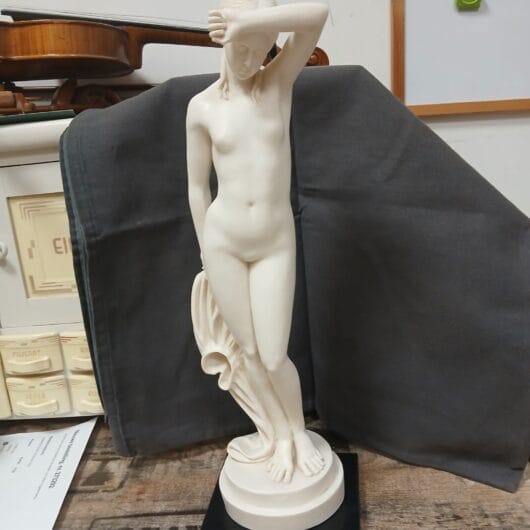 Beeld " De Baadster " kopen bij RataPlan webshop!