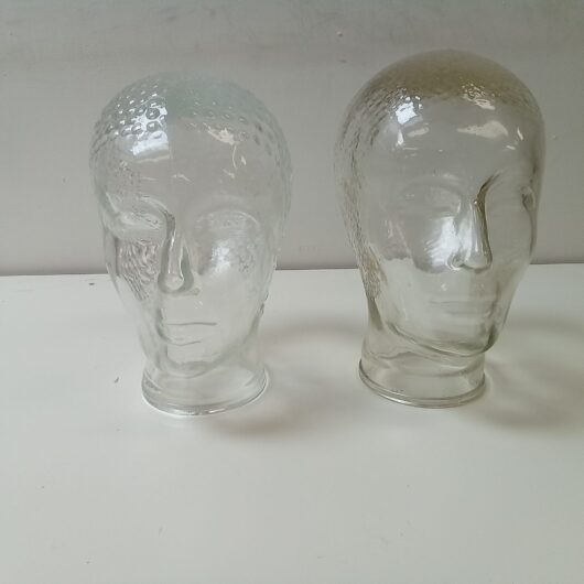 Glazen Etalagehoofden kopen bij RataPlan webshop!