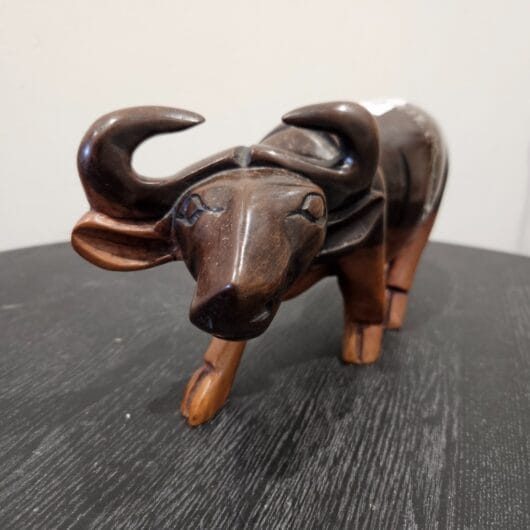 Houten beeldje "stier" kopen bij RataPlan webshop!