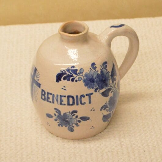 Vintage Delfs blauw aardewerk kruikje voor wijwater kopen bij RataPlan webshop!