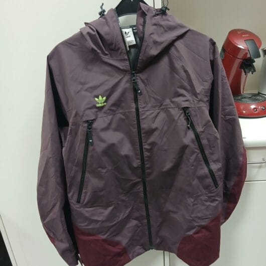 Adidas dames jas kopen bij RataPlan webshop!