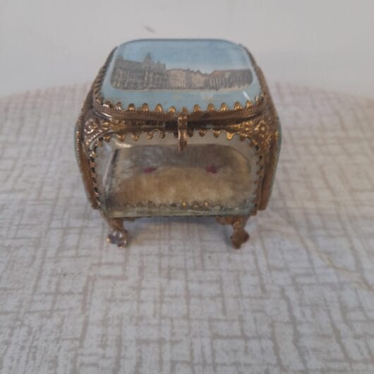 Antike Frans sieradendoosje kopen bij RataPlan webshop!