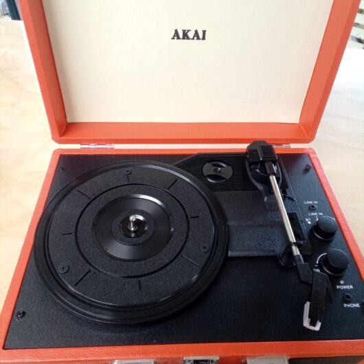 Akai platenspeler kopen bij RataPlan webshop!