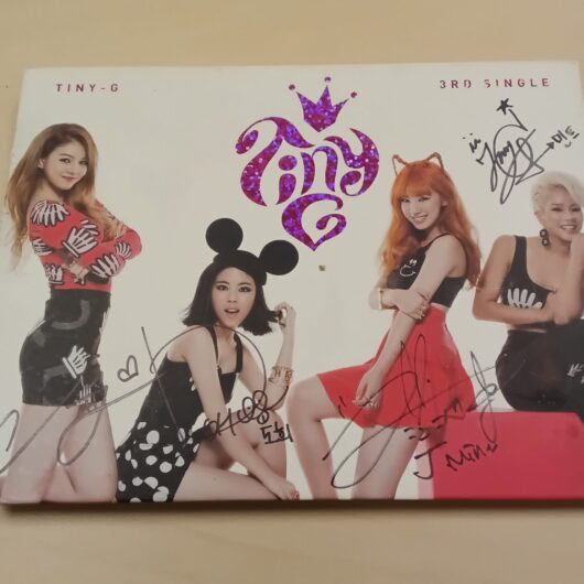 Gesigneerde album tiny-g 3rd single kopen bij RataPlan webshop!