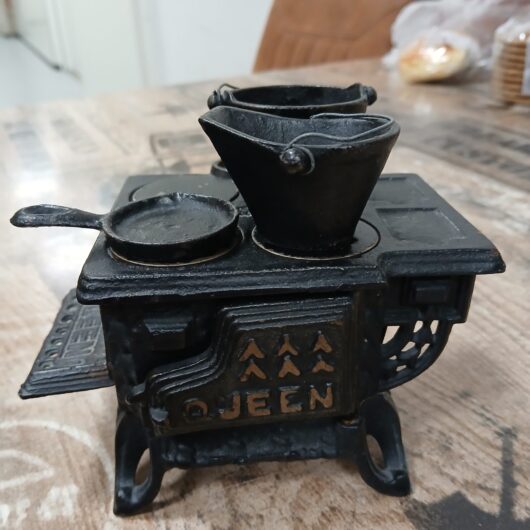 Gietijzeren mini kachel/oven kopen bij RataPlan webshop!