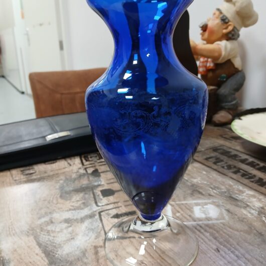 Kobalt blauwe vaas met deco kopen bij RataPlan webshop!