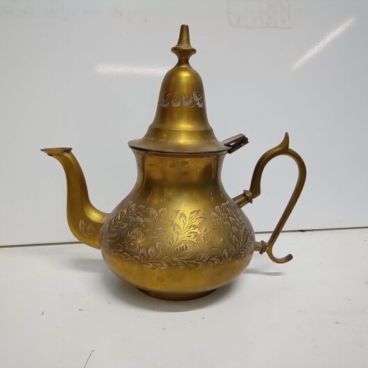 Messing theepot uit India kopen bij RataPlan webshop!